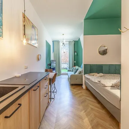 Bright And Spacious- Golden Apartments- Old Town *