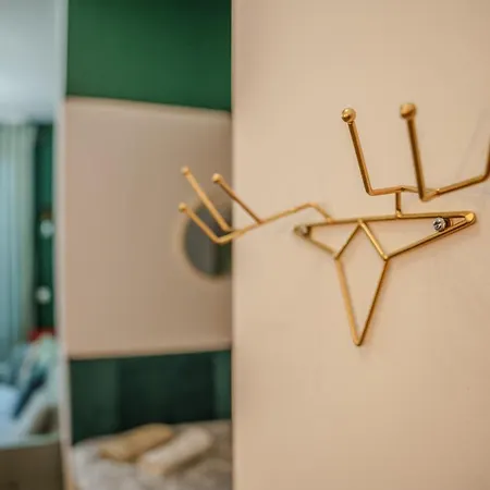 Bright And Spacious- Golden Apartments- Old Town Warsaw