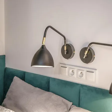 Bright And Spacious- Golden Apartments- Old Town Warsaw